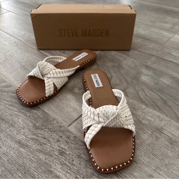 Steve Madden Shoes - Steve Madden White Kaitlin Sandal NIB